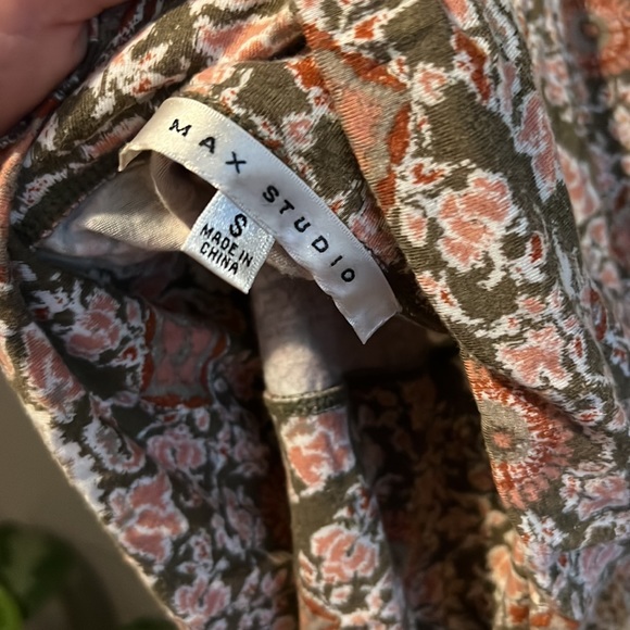 Patterned Maxi Dress - Picture 3 of 3